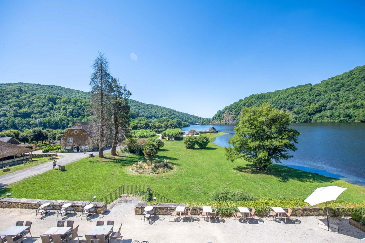 Camping Le Chateau Du Gibanel Saint-Martial-Entraygues Екстер'єр фото